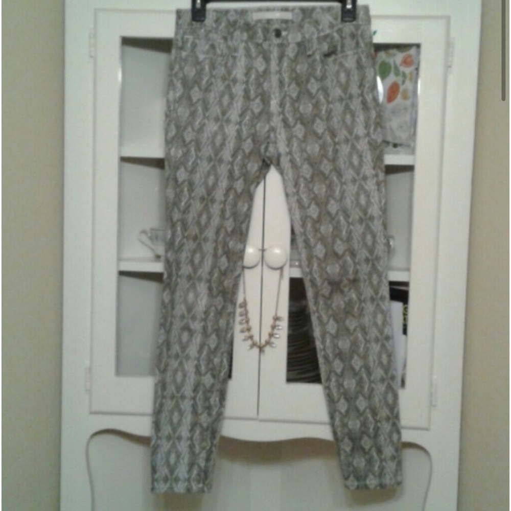 Joe's Jeans "The High Waters" Ankle Length Denim
Sz 26, NWOT - Picture 3 of 4